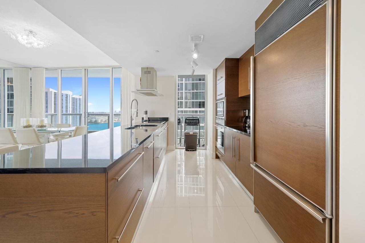 ICON Brickell residences Miami Esterno foto